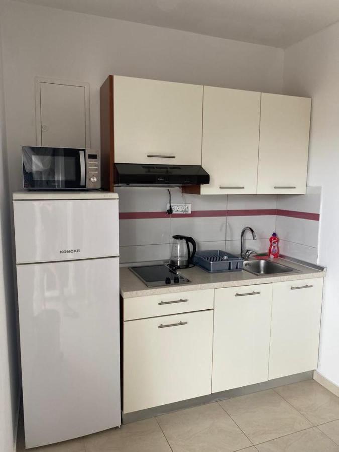 Apartmani Znaor Baska Voda Ngoại thất bức ảnh