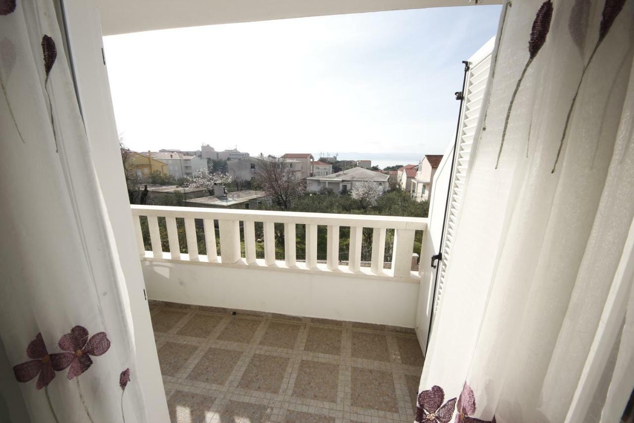 Apartmani Znaor Baska Voda Ngoại thất bức ảnh
