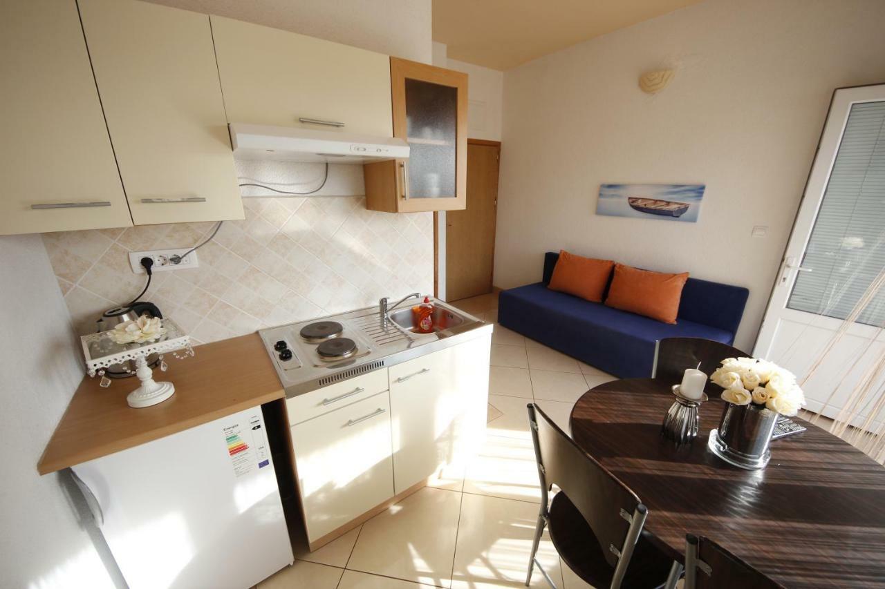 Apartmani Znaor Baska Voda Ngoại thất bức ảnh
